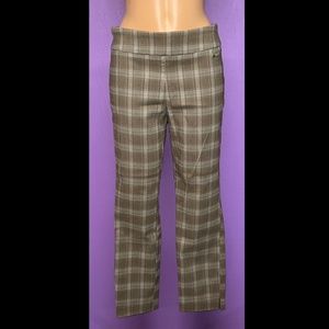 Counterparts Women's Capris size M